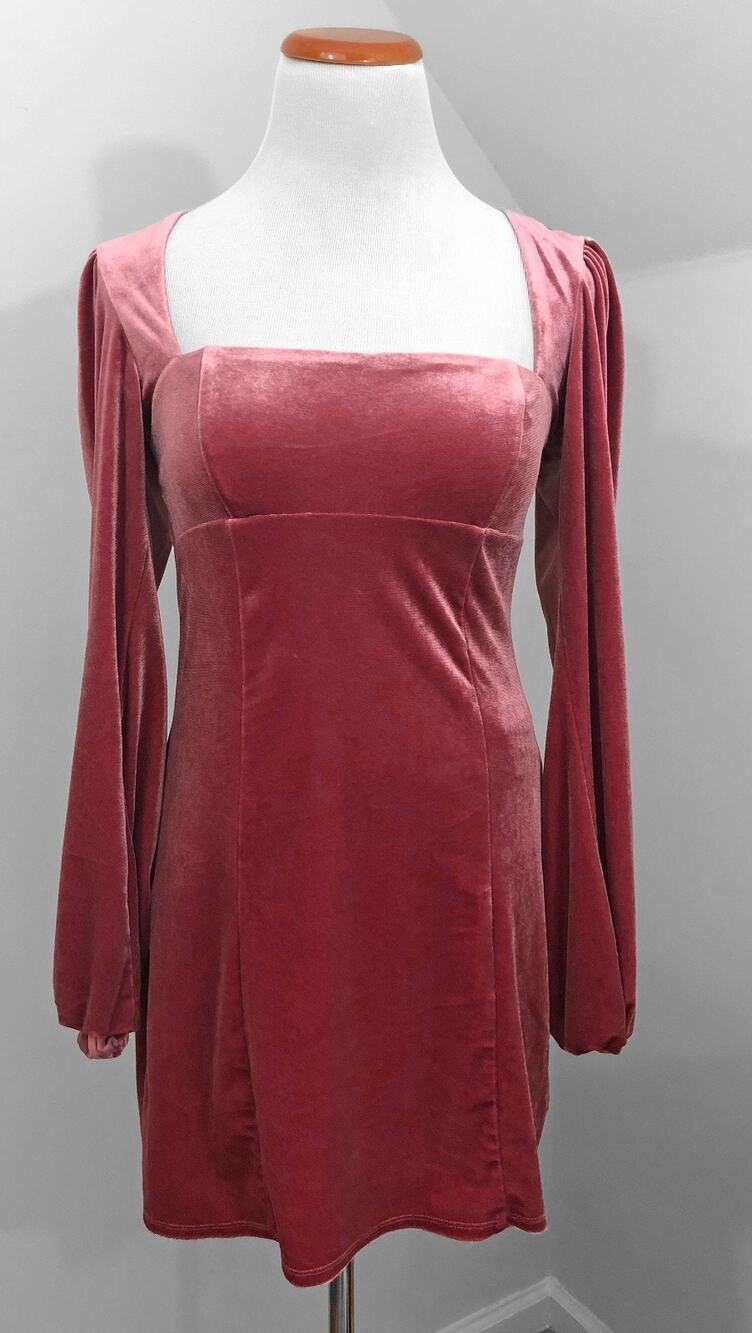 Forever 21 Velvet Rose Mauve Long Sleeve Cutout Mini Dress - Size S